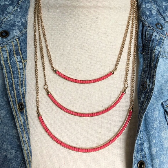 NWT Charming Charlie Gold Layered Coral Bead Bar Necklace - Picture 2 of 6